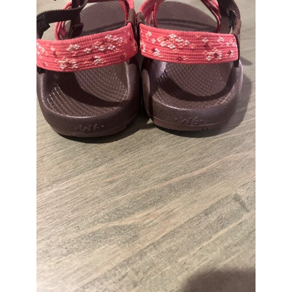 Chaco Women’s 6 - Picture 3 of 5